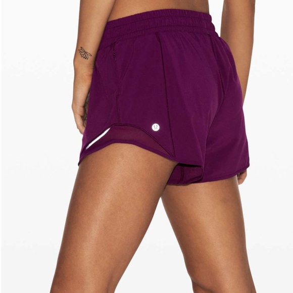 lululemon athletica Pants - Lululemon Hotty Hot 4” Maroon Shorts